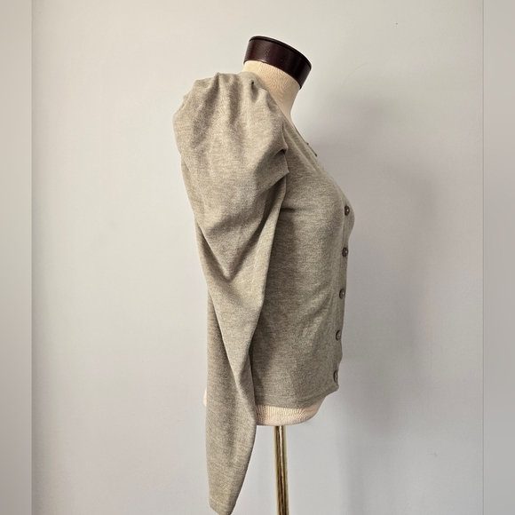 7 FOR ALL MANKIND Women's Puff Sleeve VNeck Creamy Grey Cardigan Sweater. Size S - Picture 6 of 12